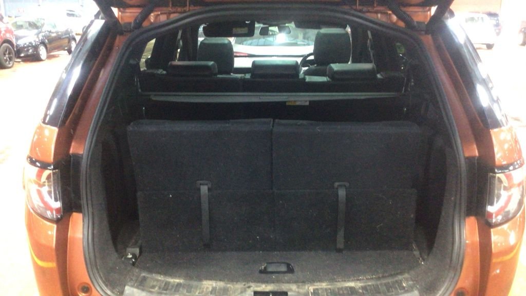 Used Land Rover Discovery Sport 2017 for sale - 76953991: Photo 19