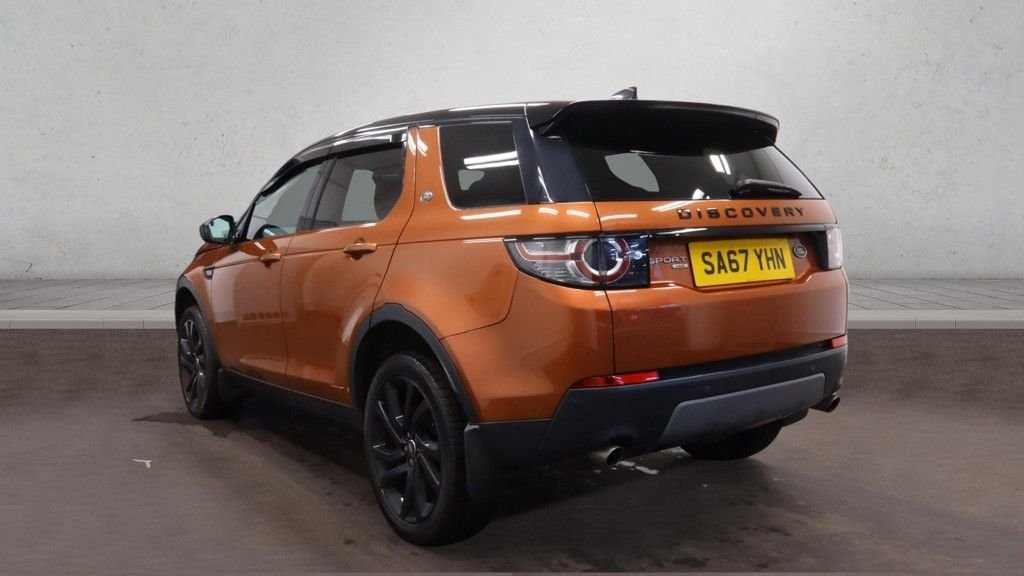 Used Land Rover Discovery Sport 2017 for sale - 76953991: Photo 3