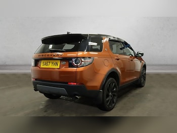 Used Land Rover Discovery Sport 2017 for sale - 76953991: Photo