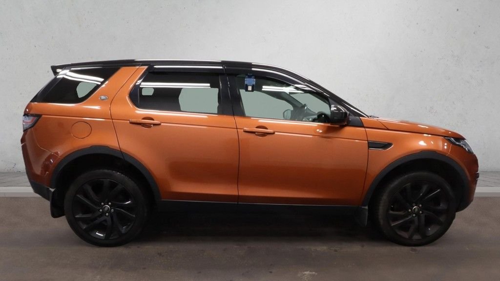 Used Land Rover Discovery Sport 2017 for sale - 76953991: Photo 5