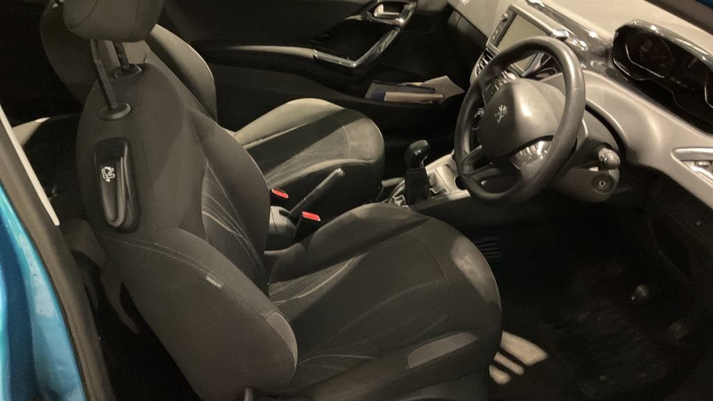 Used Peugeot 208 2012 for sale - 76496046: Photo 10