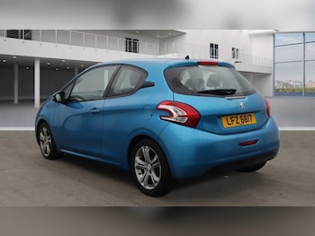 Used Peugeot 208 2012 for sale - 76496046: Photo