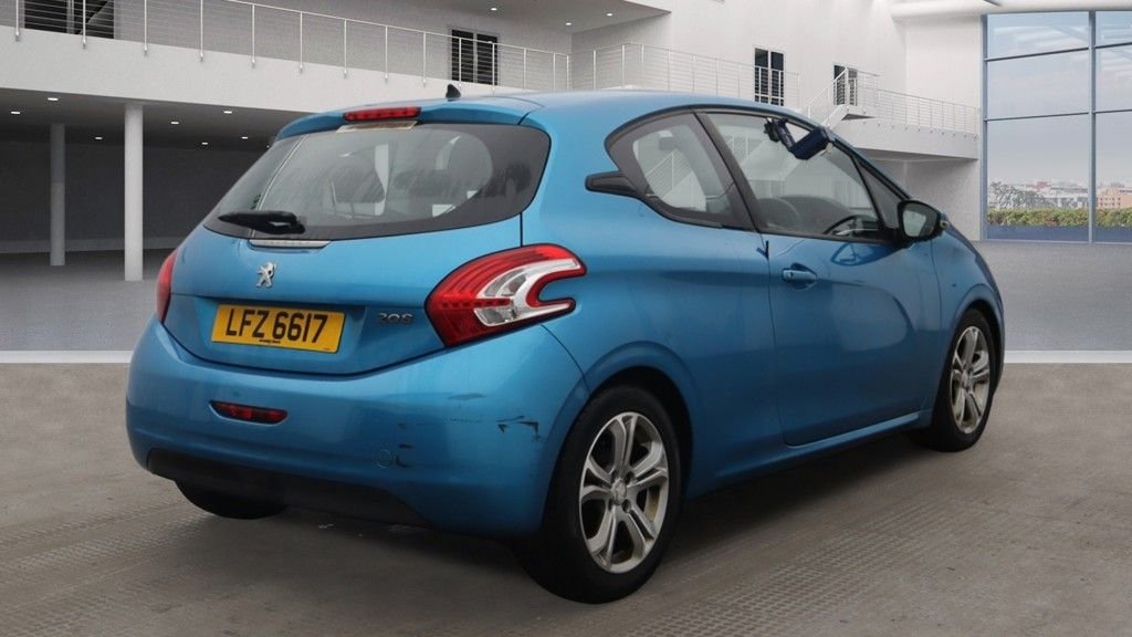 Used Peugeot 208 2012 for sale - 76496046: Photo 5