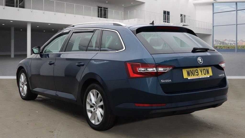 Used Skoda Superb 2019 for sale - 76635517: Photo 8