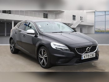 2019 (19) - 1.5 T2 R-Design Edition Hatchback 5dr Petrol Auto Euro 6 (s/s) (122 ps)