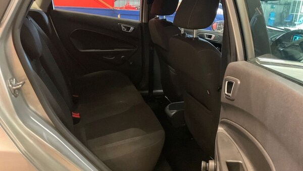 Used Ford Fiesta 2013 for sale - 74721921: Photo 6