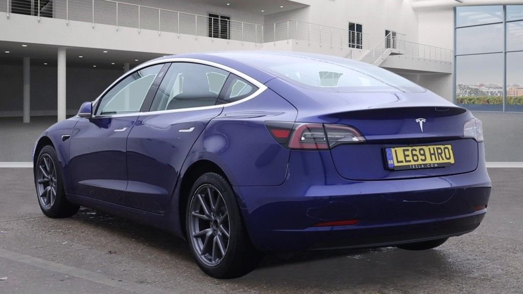 Used Tesla Model 3 2020 for sale - 76280206: Photo 3