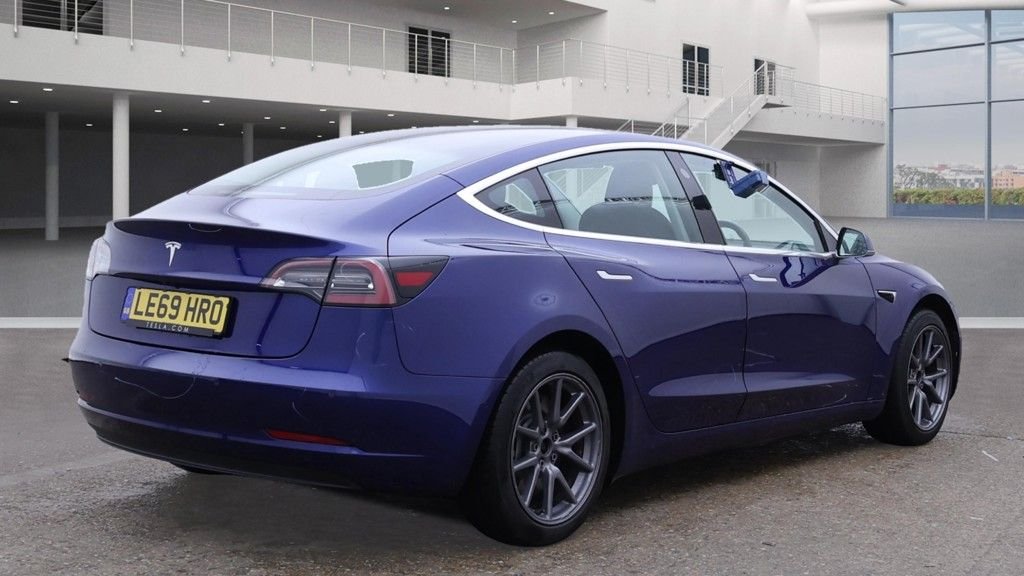Used Tesla Model 3 2020 for sale - 76280206: Photo 4
