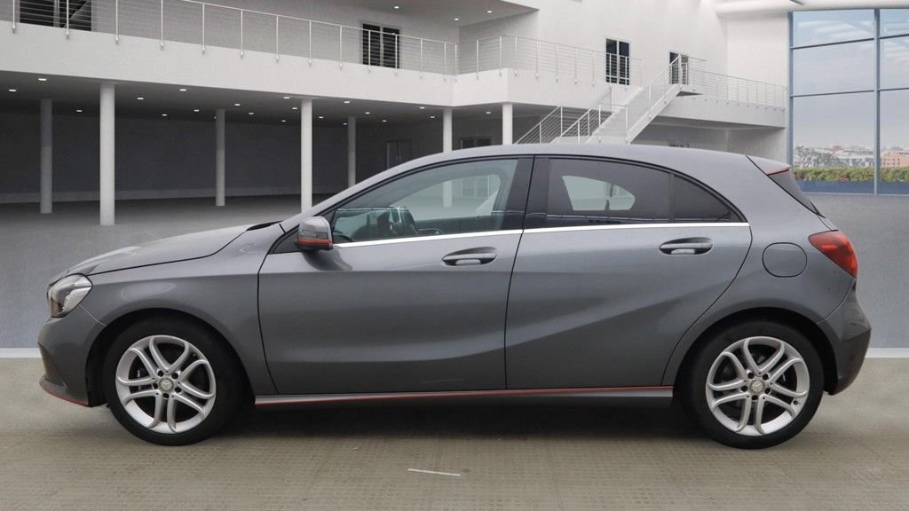Used Mercedes-Benz A-Class 2018 for sale - 77250239: Photo 12