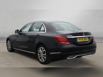 Used Mercedes-Benz C Class 2015 for sale - 77457547: Photo