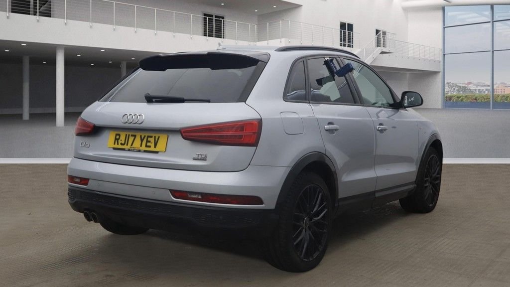 Used Audi Q3 2017 for sale - 76977439: Photo 10