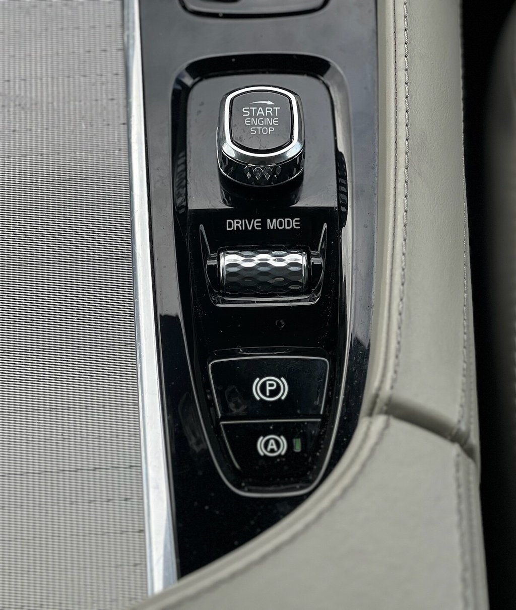 Used Volvo XC90 2017 for sale - 76132251: Photo 15