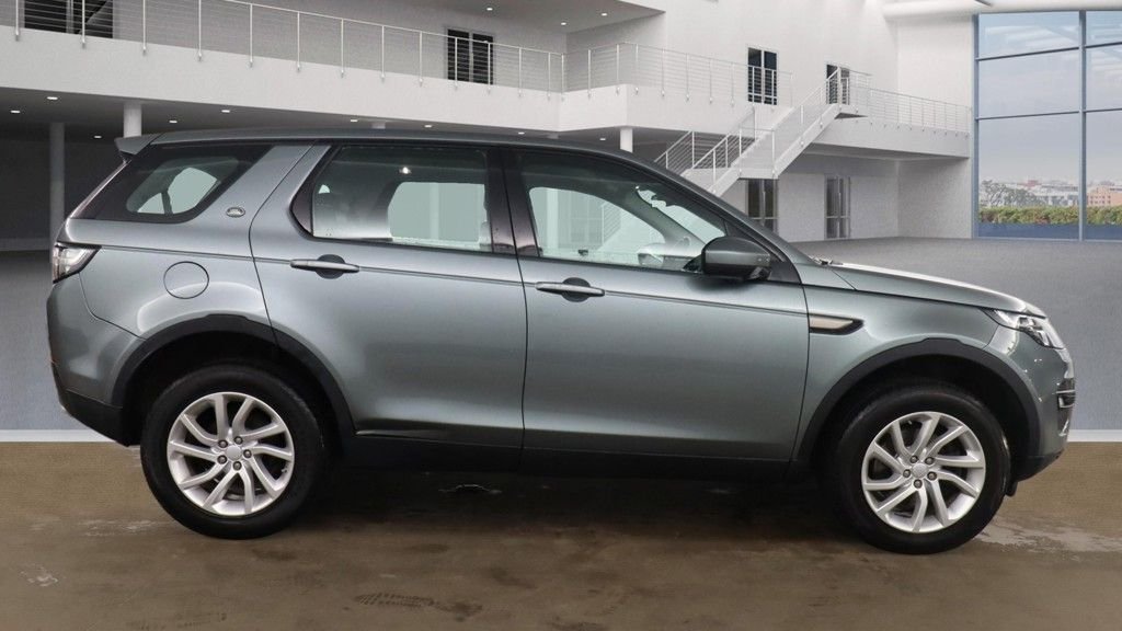 Used Land Rover Discovery Sport 2018 for sale - 77452199: Photo 5