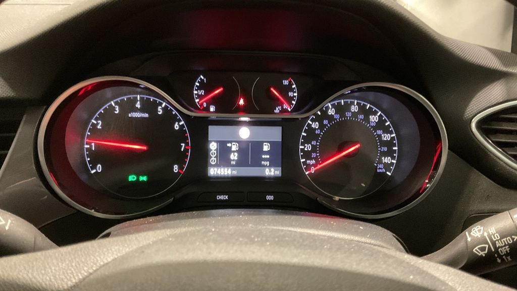 Used Vauxhall Crossland X 2018 for sale - 77995350: Photo 22