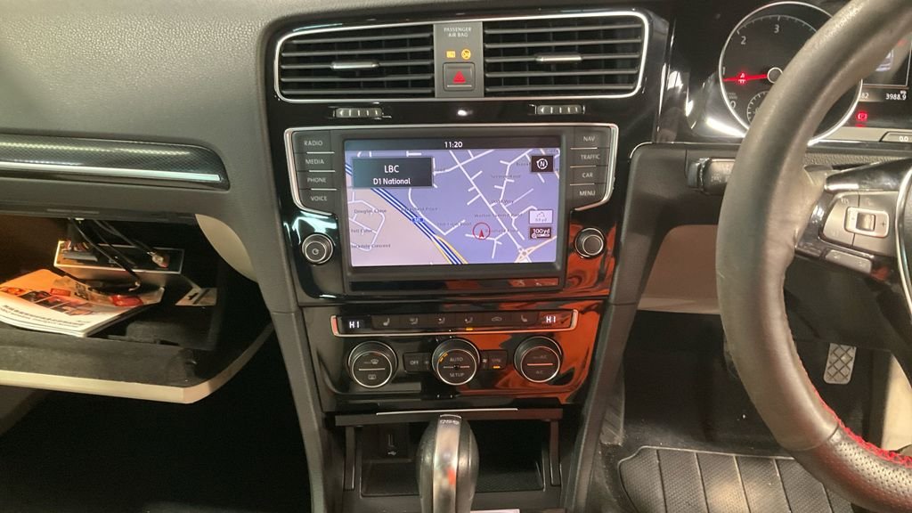 Used Volkswagen Golf 2013 for sale - 77397300: Photo 23