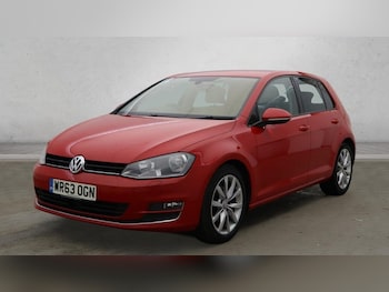 Used Volkswagen Golf 2013 for sale - 77397300: Photo