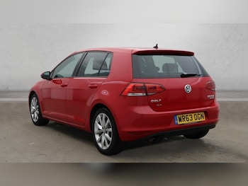 Used Volkswagen Golf 2013 for sale - 77397300: Photo