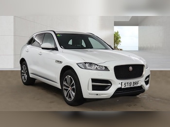 Used Jaguar F-Pace 2019 for sale - 79462466: Photo