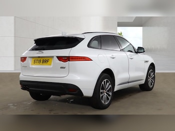 Used Jaguar F-Pace 2019 for sale - 79462466: Photo