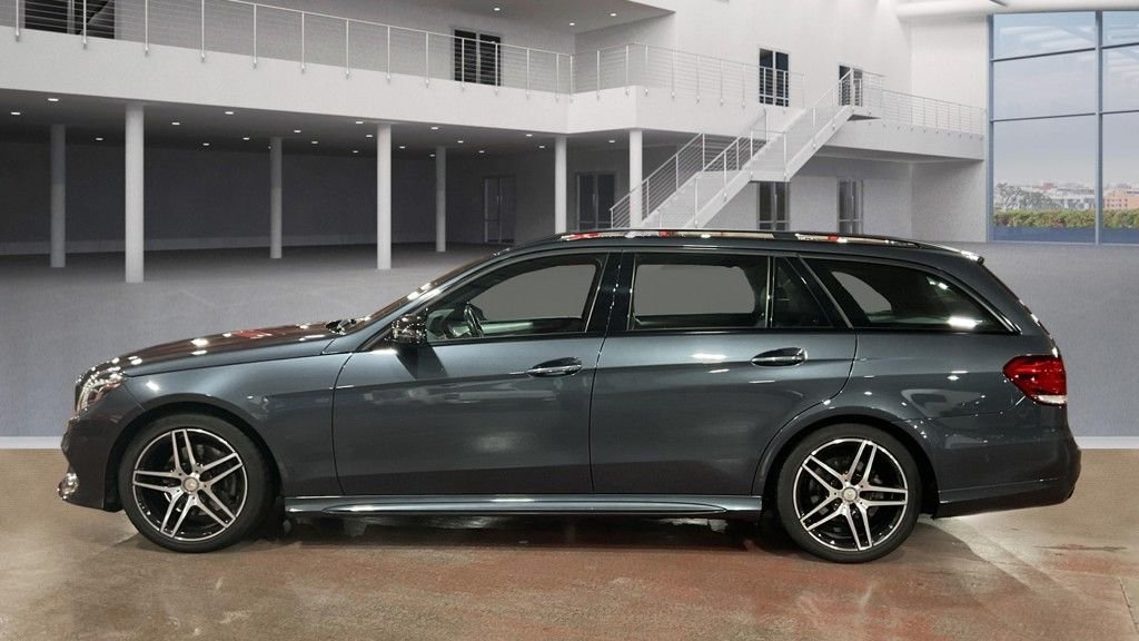 Used Mercedes-Benz E Class 2016 for sale - 77218577: Photo 12