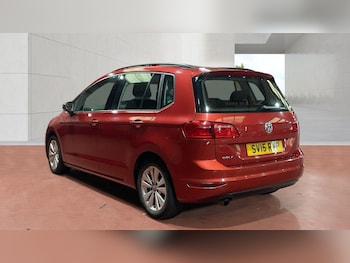 Used Volkswagen Golf SV 2015 for sale - 79603652: Photo