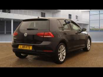 Used Volkswagen Golf 2018 for sale - 75009604: Photo