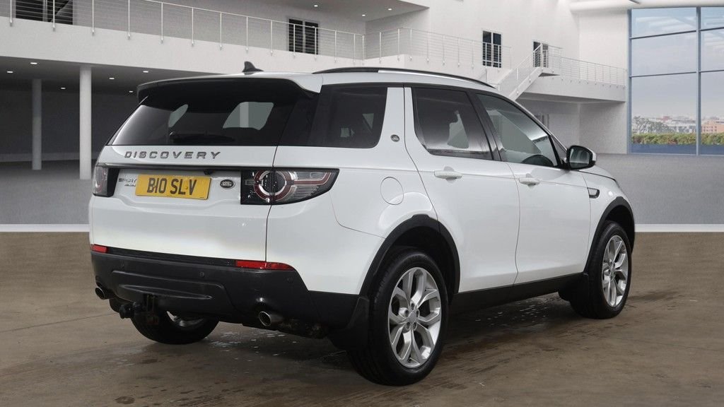 Used Land Rover Discovery Sport 2016 for sale - 77293247: Photo 16