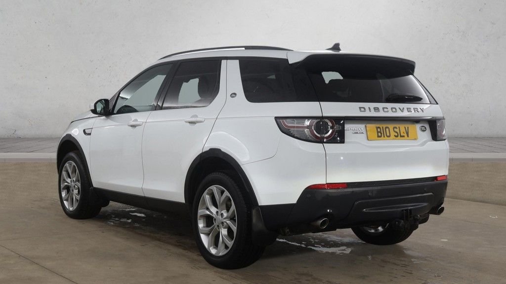 Used Land Rover Discovery Sport 2016 for sale - 77293247: Photo 3