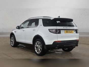 Used Land Rover Discovery Sport 2016 for sale - 77293247: Photo