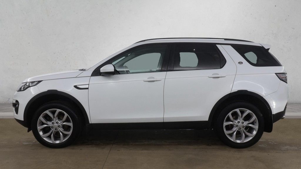 Used Land Rover Discovery Sport 2016 for sale - 77293247: Photo 6
