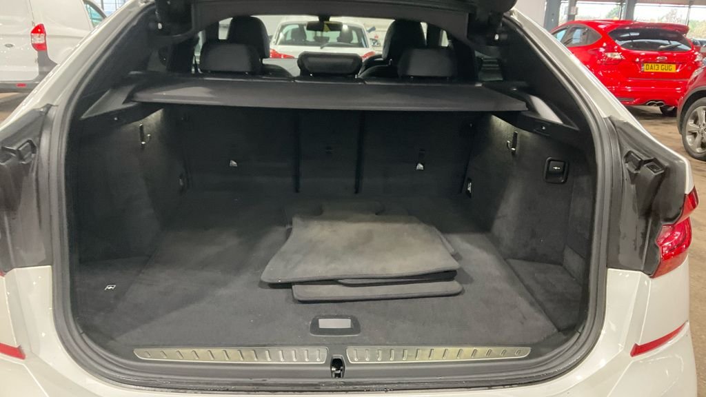 Used BMW 6 Series 2019 for sale - 76914814: Photo 20