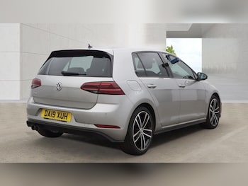 Used Volkswagen Golf 2019 for sale - 78525177: Photo