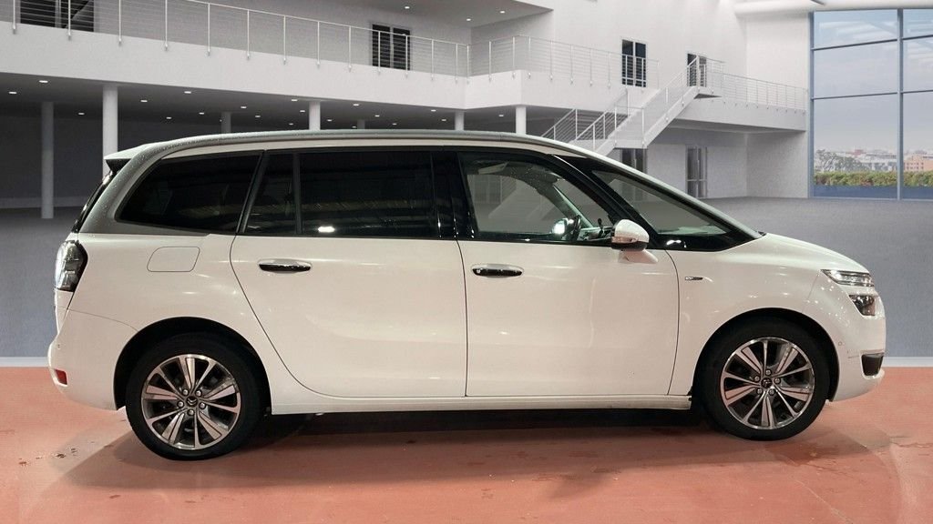 Used Citroen C4 Grand Picasso 2016 for sale - 76590952: Photo 5