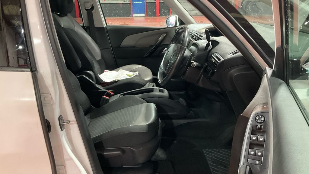 Used Citroen C4 Grand Picasso 2016 for sale - 76590952: Photo 9
