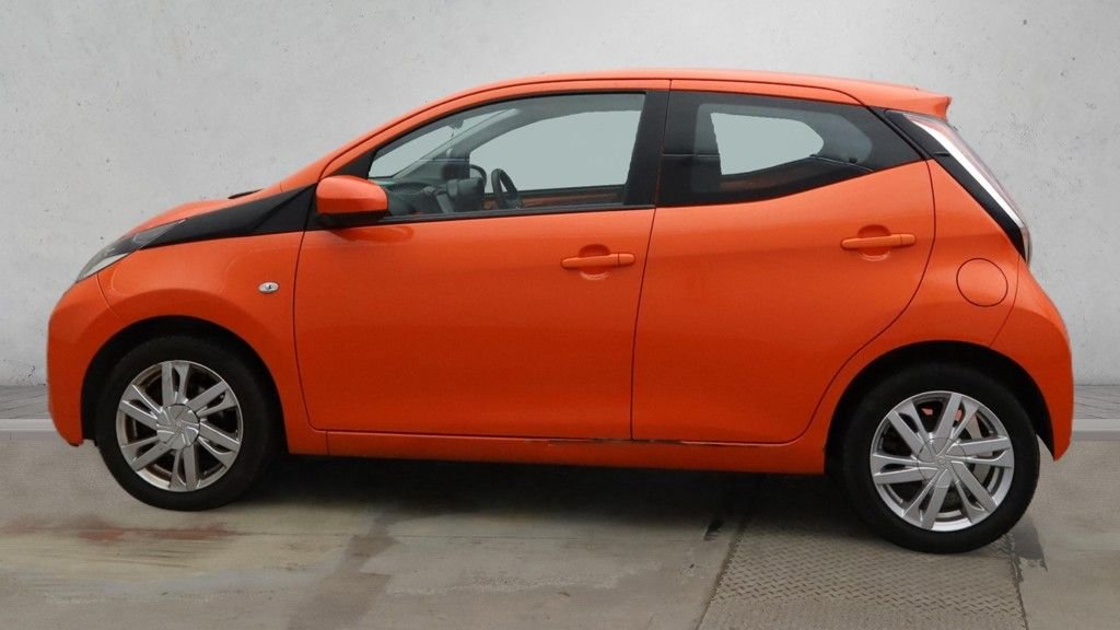 Used Toyota AYGO 2016 for sale - 77239370: Photo 6