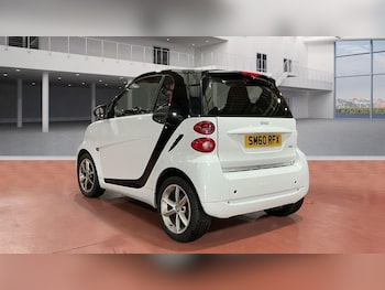 Used smart fortwo 2011 for sale - 76590927: Photo