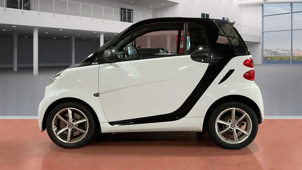 Used smart fortwo 2011 for sale - 76590927: Photo 6