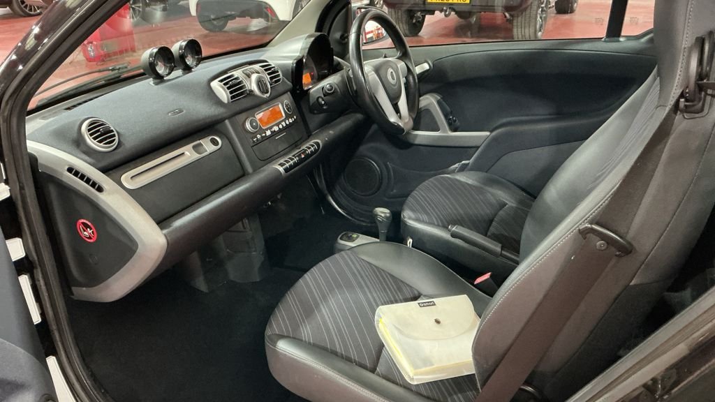 Used smart fortwo 2011 for sale - 76590927: Photo 8