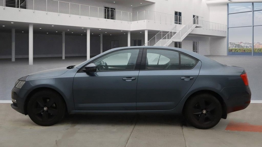 Used Skoda Octavia 2018 for sale - 76610294: Photo 17