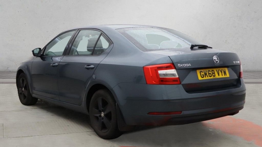 Used Skoda Octavia 2018 for sale - 76610294: Photo 3