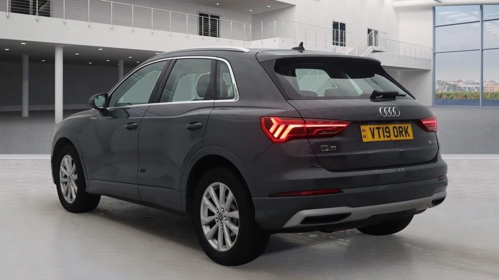 Used Audi Q3 2019 for sale - 76445867: Photo 3