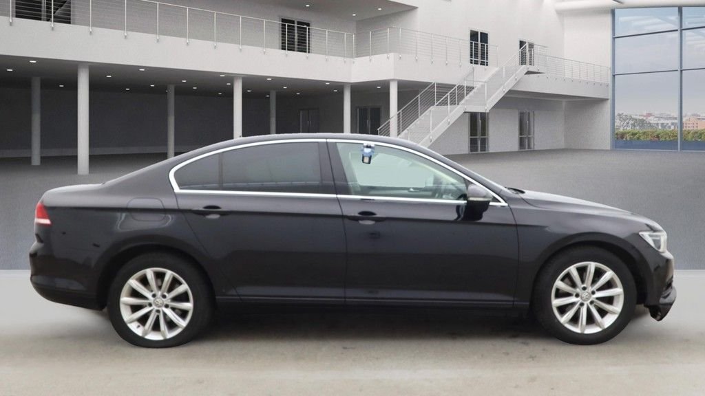 Used Volkswagen Passat 2017 for sale - 76751267: Photo 4