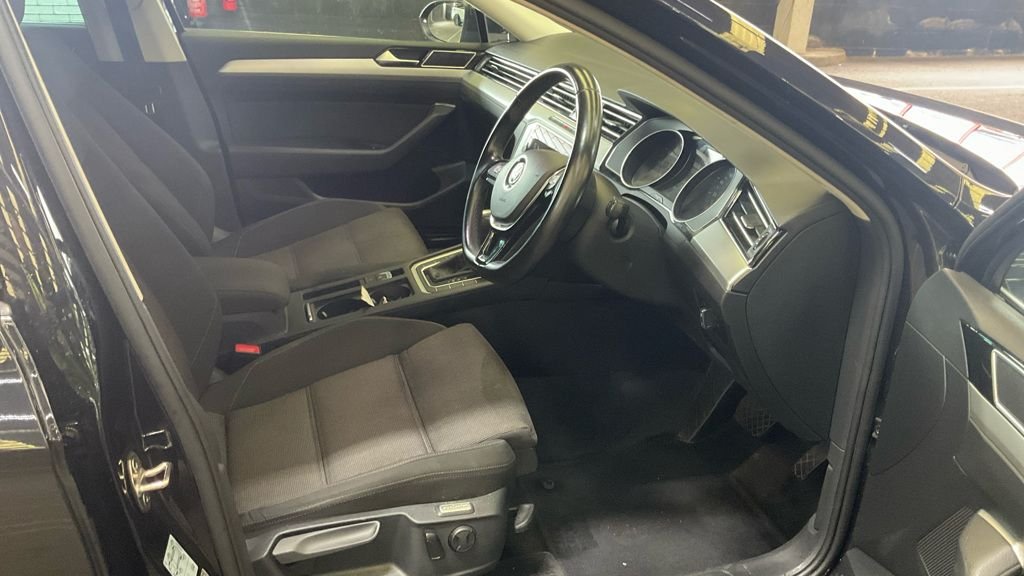 Used Volkswagen Passat 2017 for sale - 76751267: Photo 7