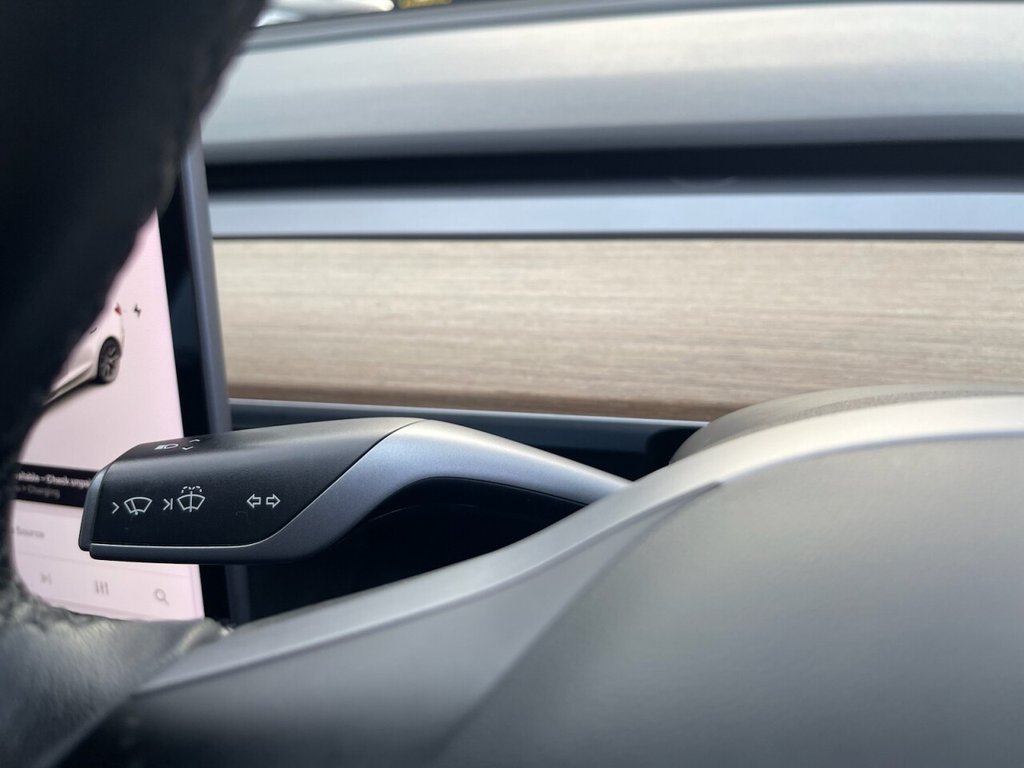 Used Tesla Model 3 2020 for sale - 76356989: Photo 14