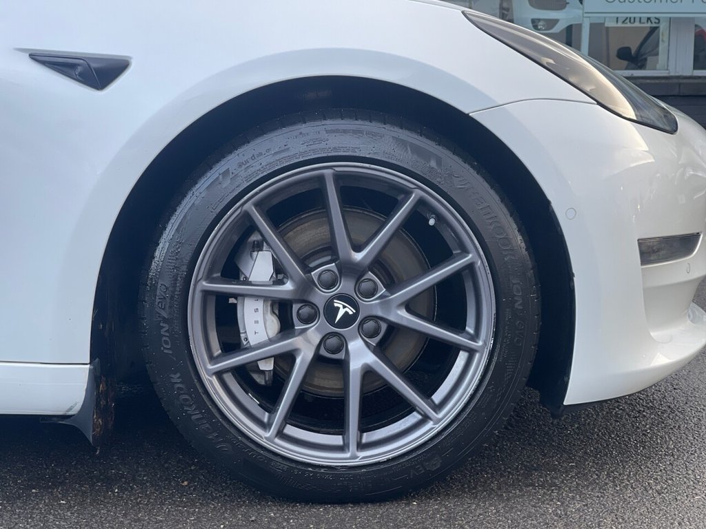 Used Tesla Model 3 2020 for sale - 76356989: Photo 18