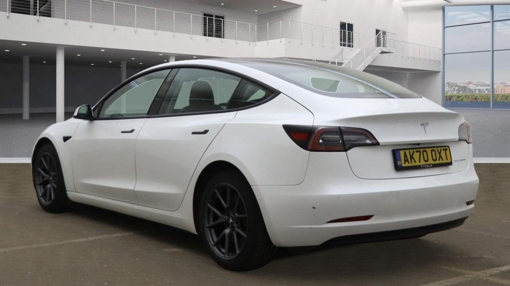 Used Tesla Model 3 2020 for sale - 76356989: Photo 3