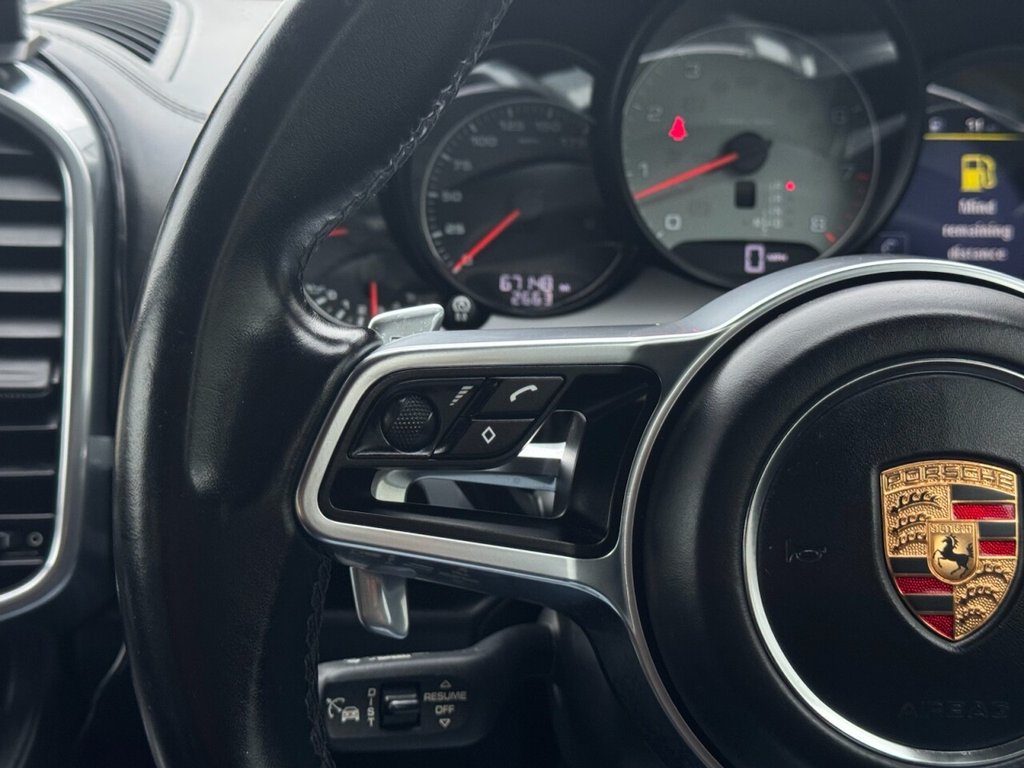 Used Porsche Cayenne 2014 for sale - 75950693: Photo 13
