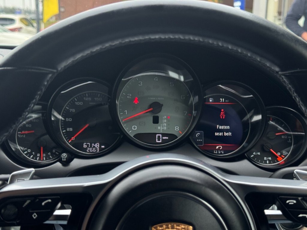 Used Porsche Cayenne 2014 for sale - 75950693: Photo 15