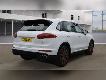 Used Porsche Cayenne 2014 for sale - 75950693: Photo