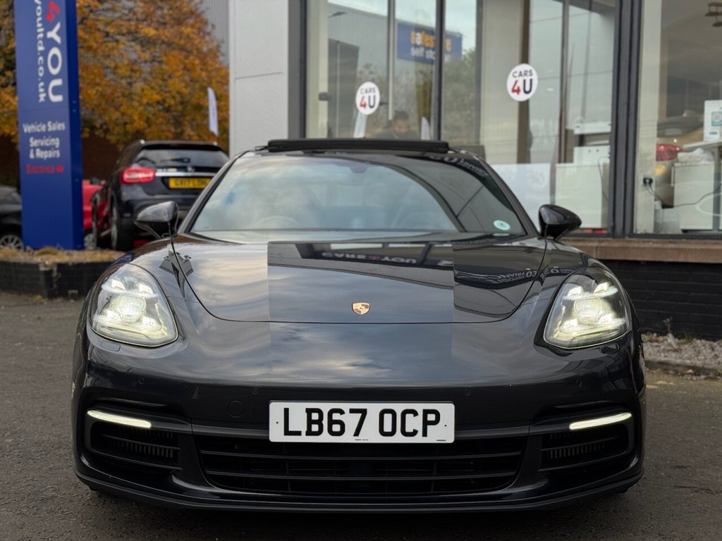 Used Porsche Panamera 2018 for sale - 76080761: Photo 2